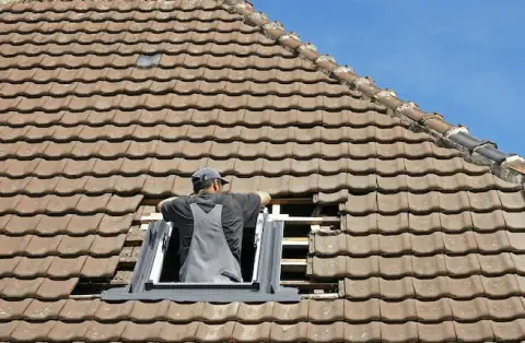Pose de velux - Renaison